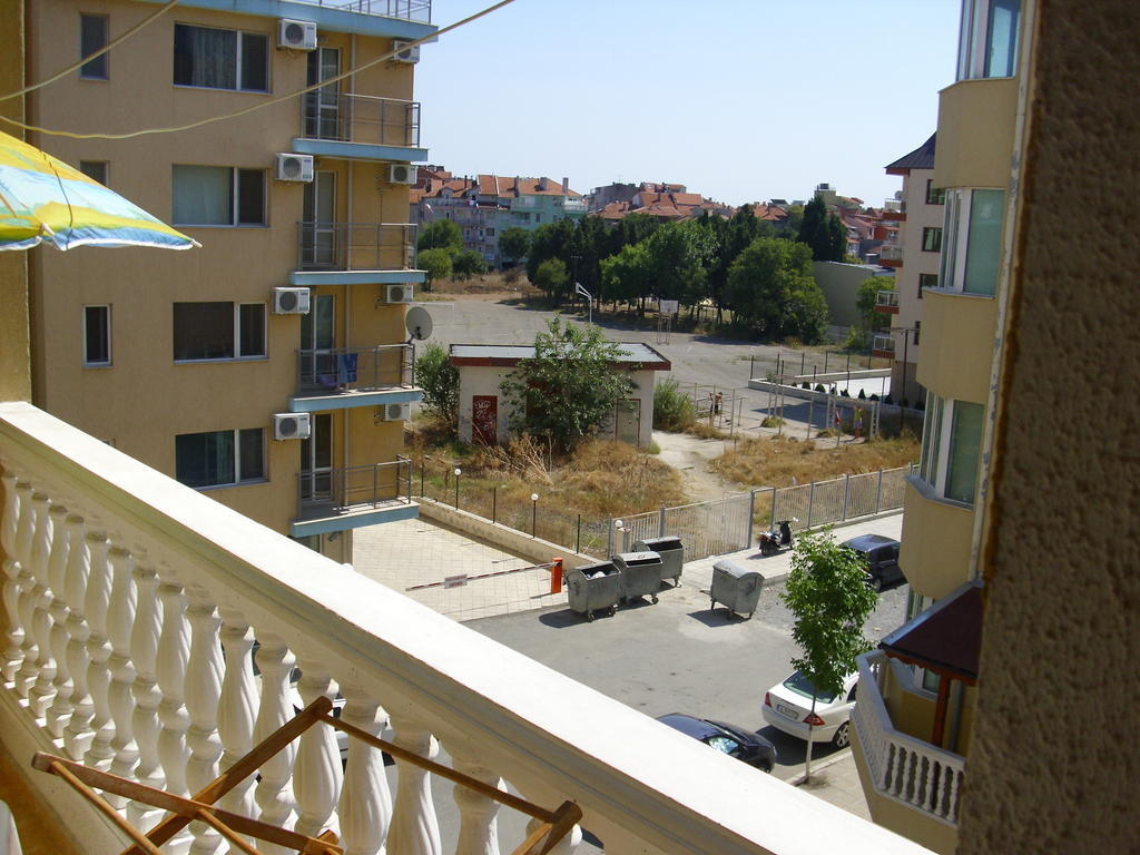 Apartment Bulgaria Pomorie Bagian luar foto